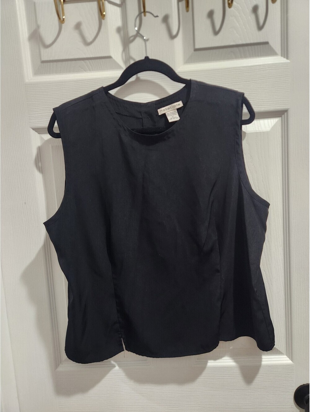 Notations Black Sleeveless Button-Back Blouse XL